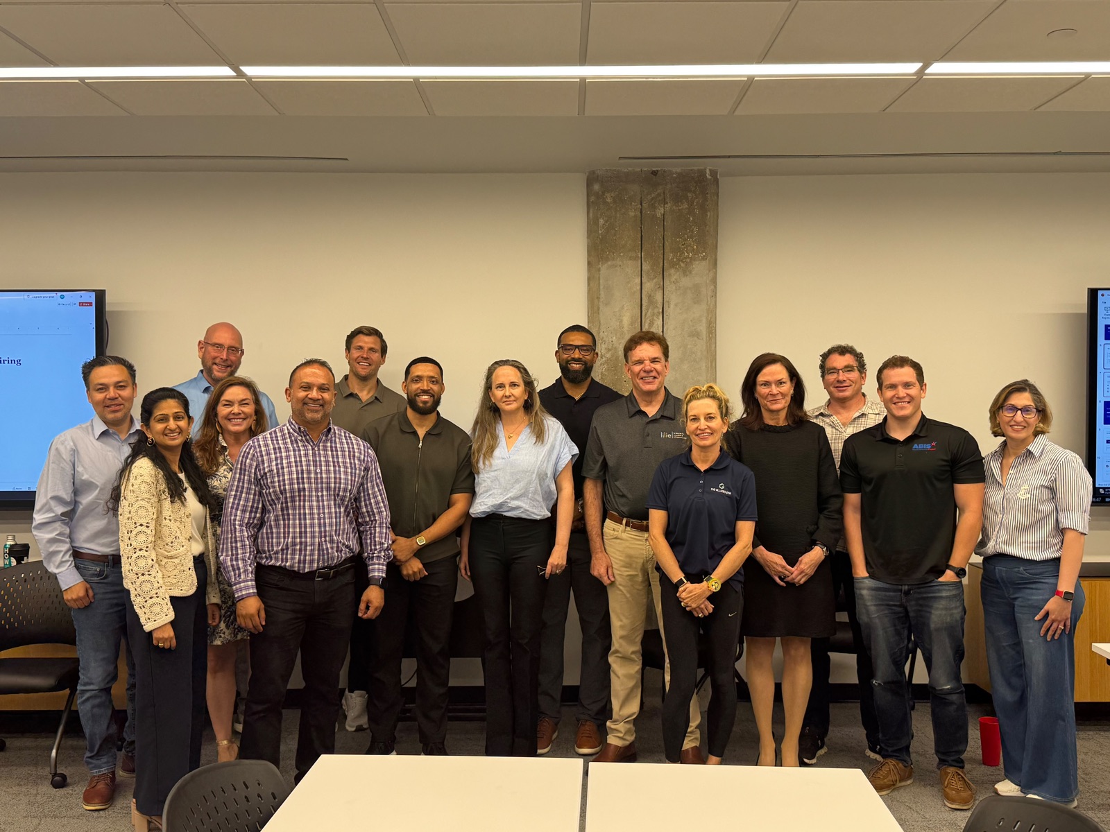Momentum cohort meeting for a Lilie Lab-taught session